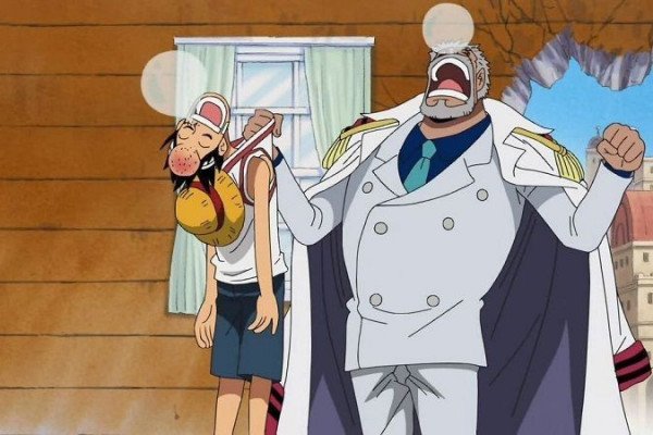 Teori: Kenapa Garp Menolong Koby, tapi Jarang Menolong Luffy?